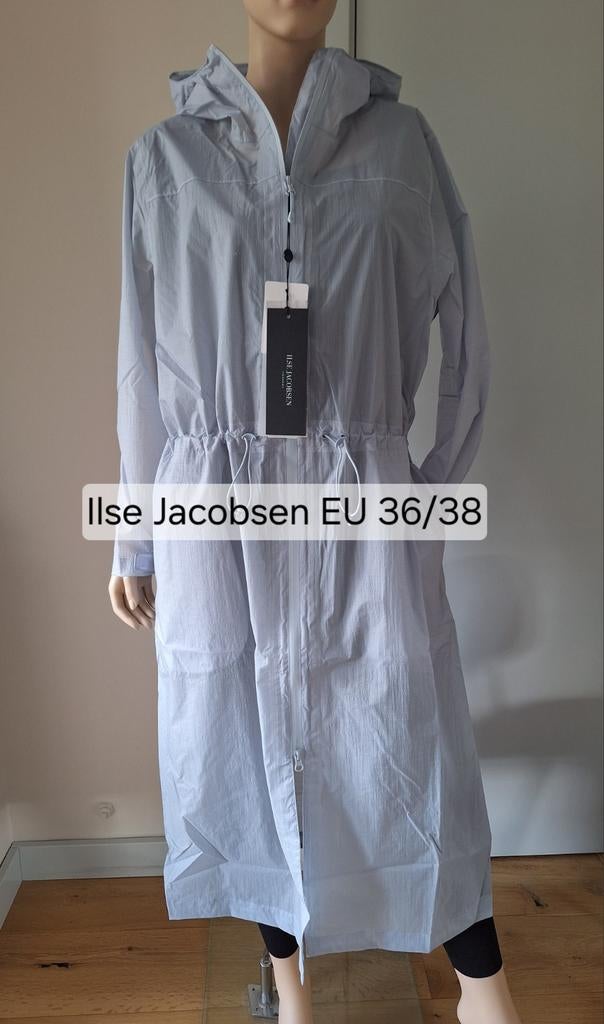 Ilse Jacobsen semi-transparante lichtblauwe regenjas 36 / 38, Kleding | Dames, Blauw, Ophalen of Verzenden, Maat 36 (S), Ilse Jacobsen