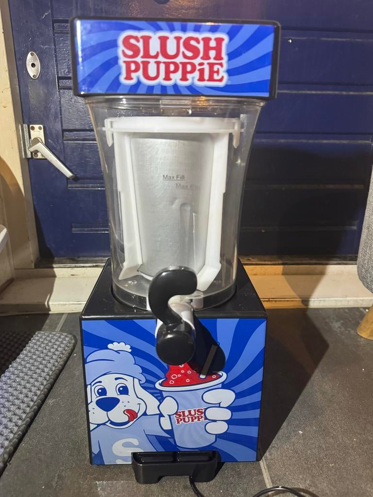 Solacis Slush Puppy Maker - Zo goed als nieuw, Witgoed en Apparatuur, IJsmachines, Ophalen of Verzenden, Zo goed als nieuw