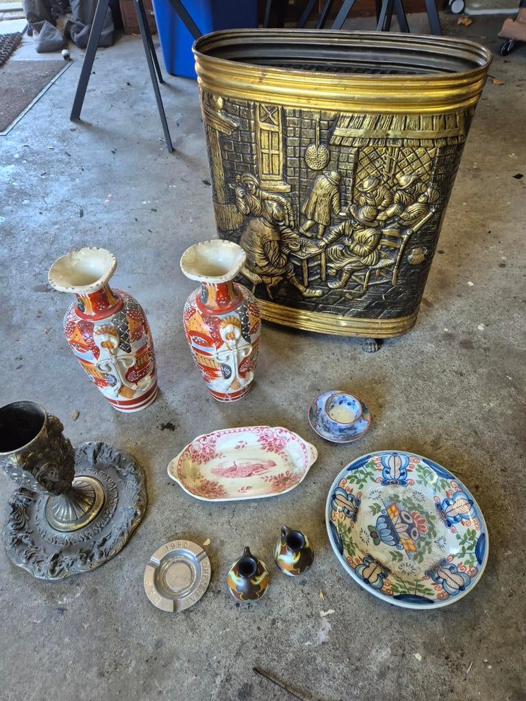 Kleine verzameling antiek servies, vaasjes, paraplubak etc, Antiek en Kunst, Ophalen of Verzenden
