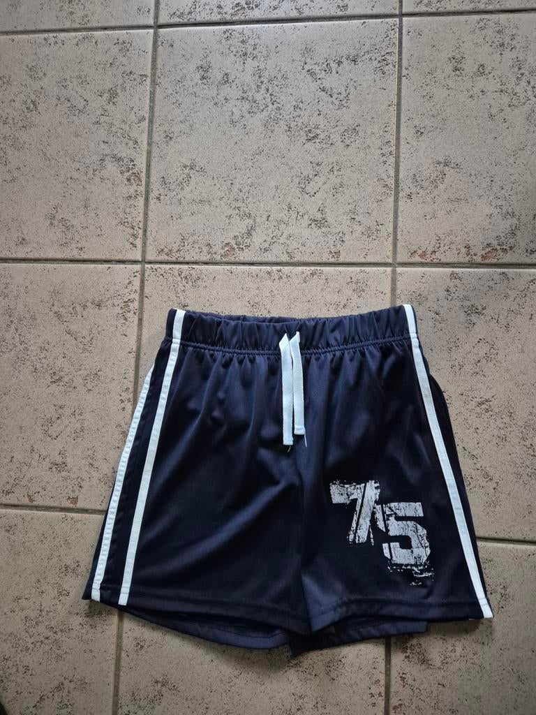 Gym / sportbroek  ,Mt.128, Kinderen en Baby's, Kinderkleding | Maat 122, Ophalen of Verzenden, Zo goed als nieuw, Jongen, Broek