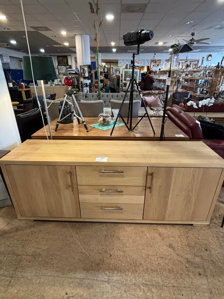 Houten dressoir met deuren en planken, Gebruikt, Ophalen of Verzenden, 200 cm of meer, Overige houtsoorten