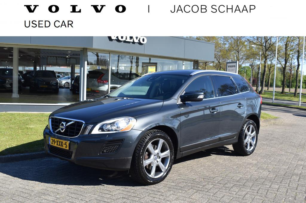 Volvo XC60 2.4 D5 AWD 215PK Automaat Summum | 5-cilinder | L, Auto's, Volvo, Euro 5, 15 km/l, Gebruikt, Zwart