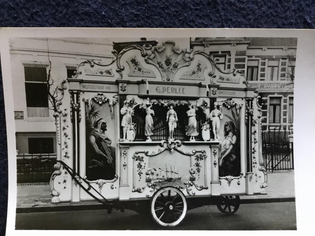 Ansichtkaart Draaiorgel "De Arabier" G. Perlee Amsterdam, Ophalen of Verzenden, 1940 tot 1960, Ongelopen, Noord-Holland