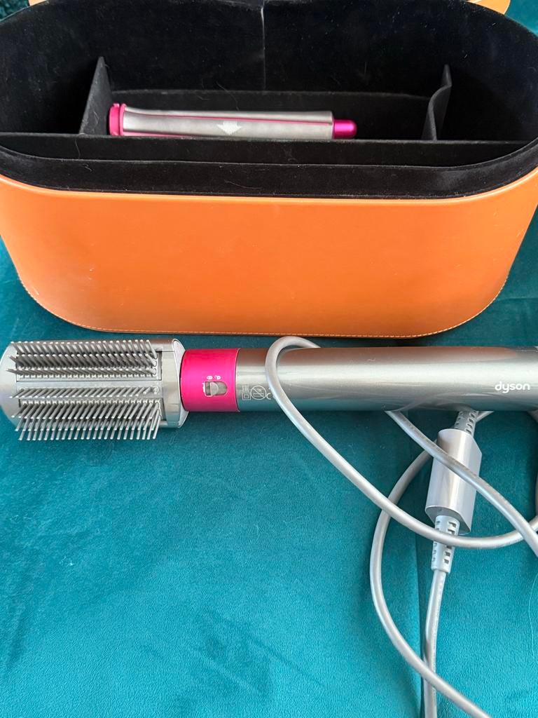 Dyson Airwrap Complete met opzetstukken en reisetui, Ophalen of Verzenden, Gebruikt, Haarverzorging