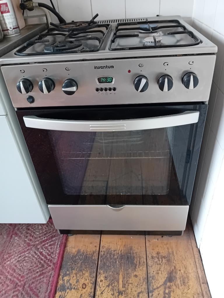 Gasfornuis met oven, Ophalen, Gebruikt, Hete lucht, 4 kookzones