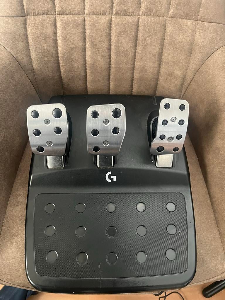 Logitech G923 racestuur en pedalen voor PlayStation/PC, Spelcomputers en Games, Spelcomputers | Sony PlayStation Consoles | Accessoires