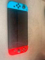 Nintendo Switch 2e generatie met blauwe en rode  controllers, Ophalen of Verzenden, Gebruikt, Met 2 controllers, Switch Original