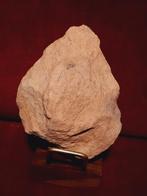 Acheullien vuistbijl artefact biface, Ophalen of Verzenden