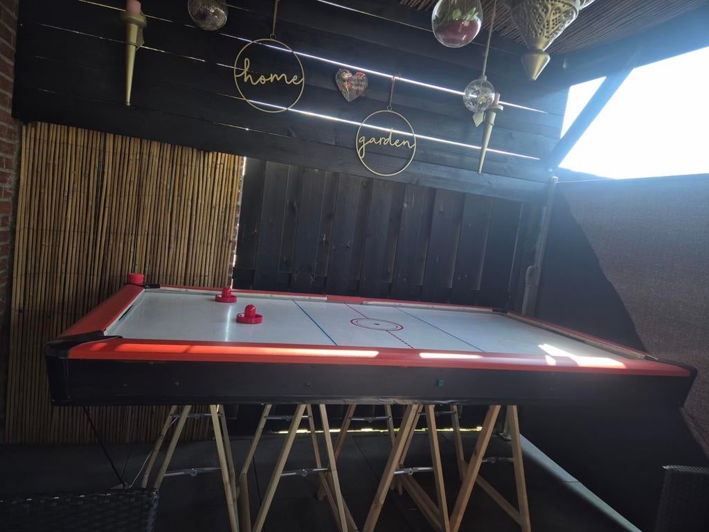 AIRHOCKEY TAFEL GRATIS werkt prima, Ophalen of Verzenden