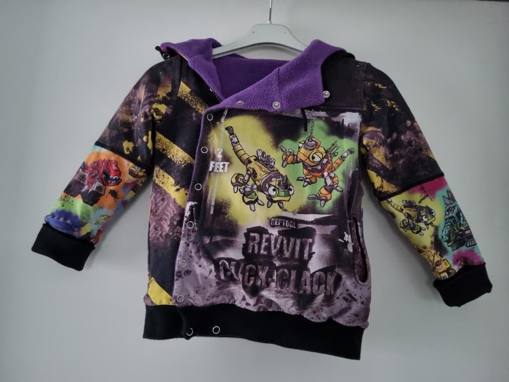 Tussenjas / vest jongen -- maat 110 / 116 -- Dragon Buddies, Kinderen en Baby's, Kinderkleding | Maat 110, Gebruikt, Dragon Buddies