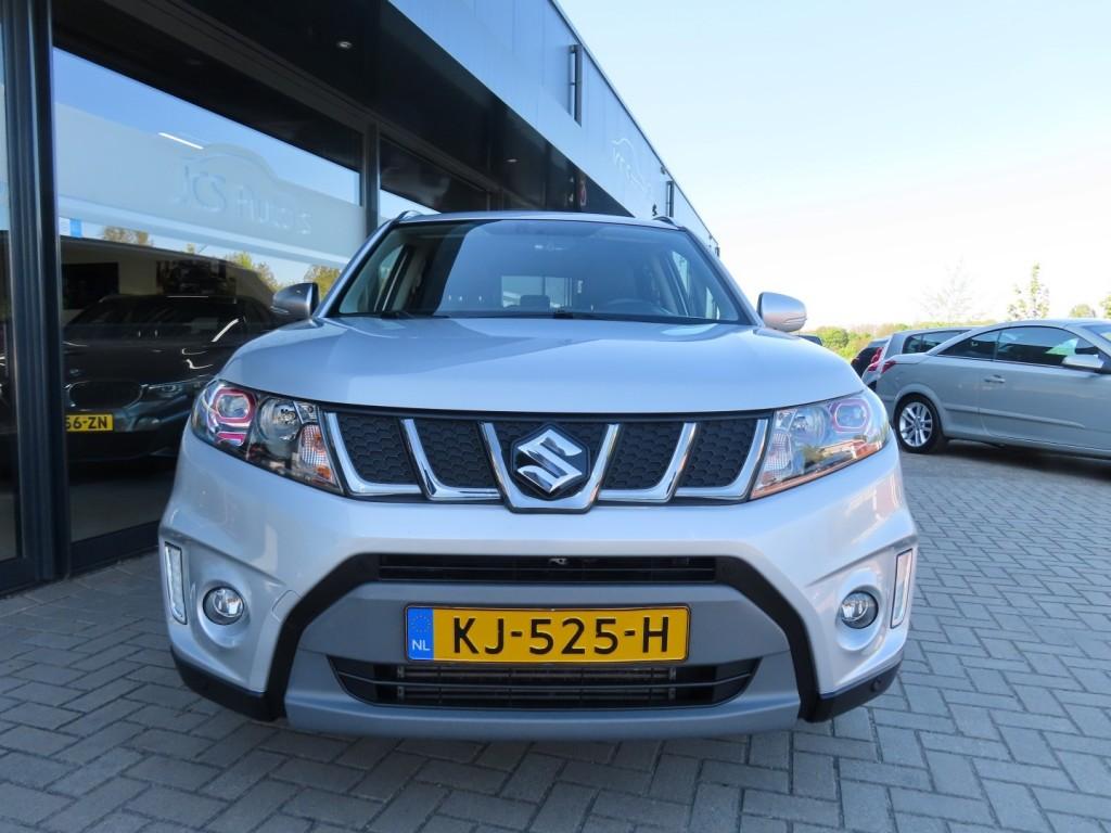 Suzuki VITARA 1.4 S 140 Pk Ecc Acc Navi Led 2x Pdc Trekhaak, Voorwielaandrijving, Gebruikt, Euro 6, 4 cilinders