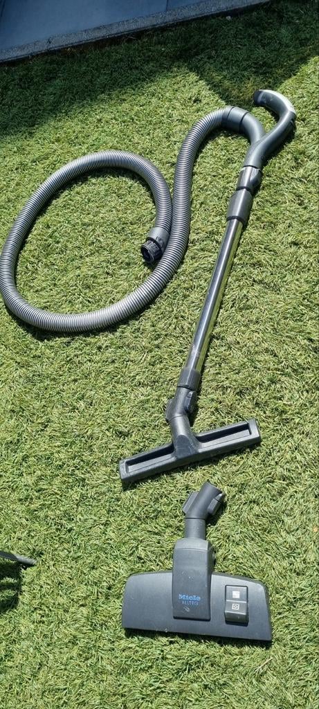 Miele stofzuiger onderdelen - slang en mondstukken, Witgoed en Apparatuur, Stofzuigers, Ophalen, Gebruikt, 2000 watt of meer, Stofzuiger