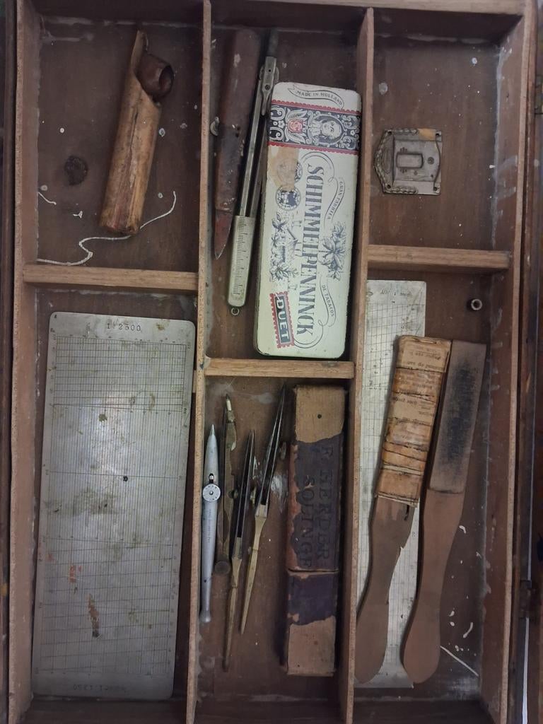 Tekendoos antiek met inhoud, Gebruikt, ., Overige typen, Ophalen of Verzenden