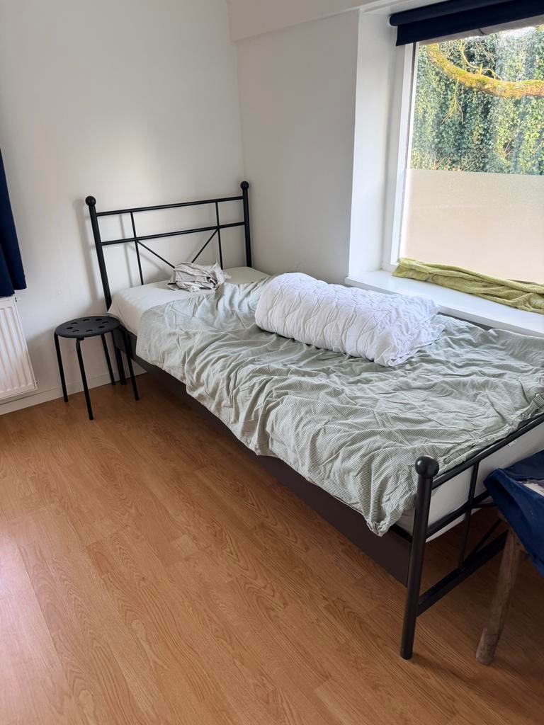 Bed 210/90, Ophalen, 90 cm, Eenpersoons, Zo goed als nieuw