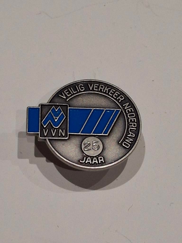 VVN Veilig Verkeers Nederland 20 jaar embleem, Ophalen of Verzenden, Nieuw, Transport