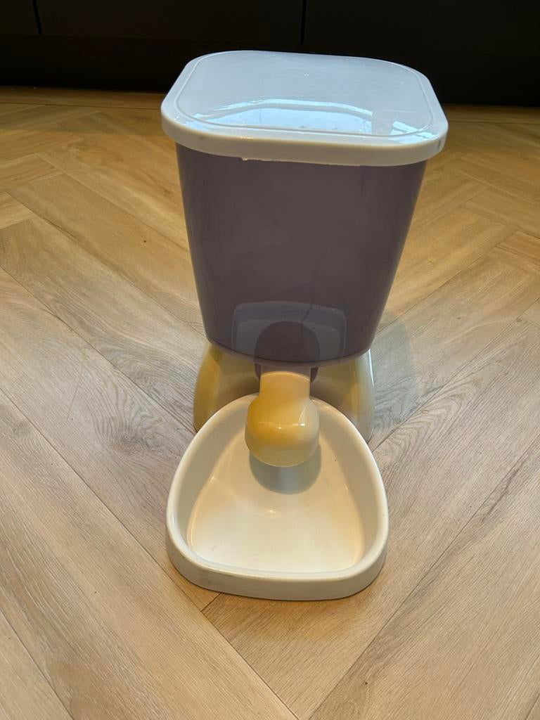 Cat Mate voedermachine droogvoer katten&honden., Dieren en Toebehoren, Ophalen, Gebruikt