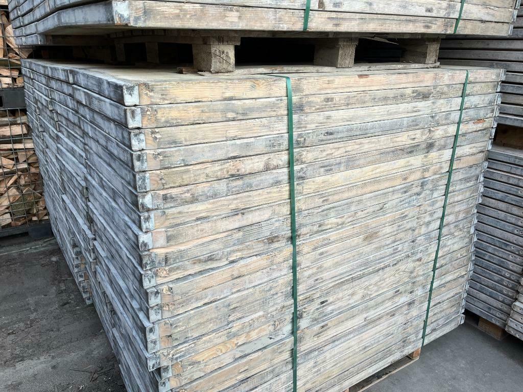 Steenschotten circa 65 x 175 (55mm)  Ideaal als schutting, Ophalen of Verzenden, Gebruikt, Hout