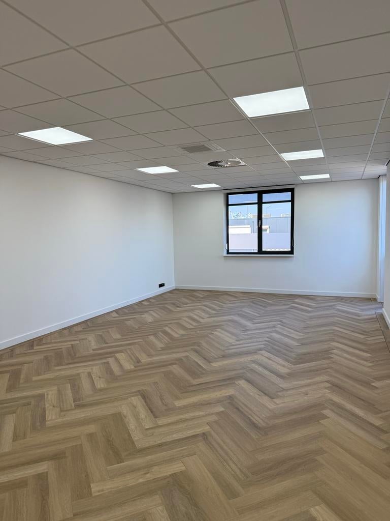 Moderne kantoorruimtes te huur, Huur, Kantoorruimte