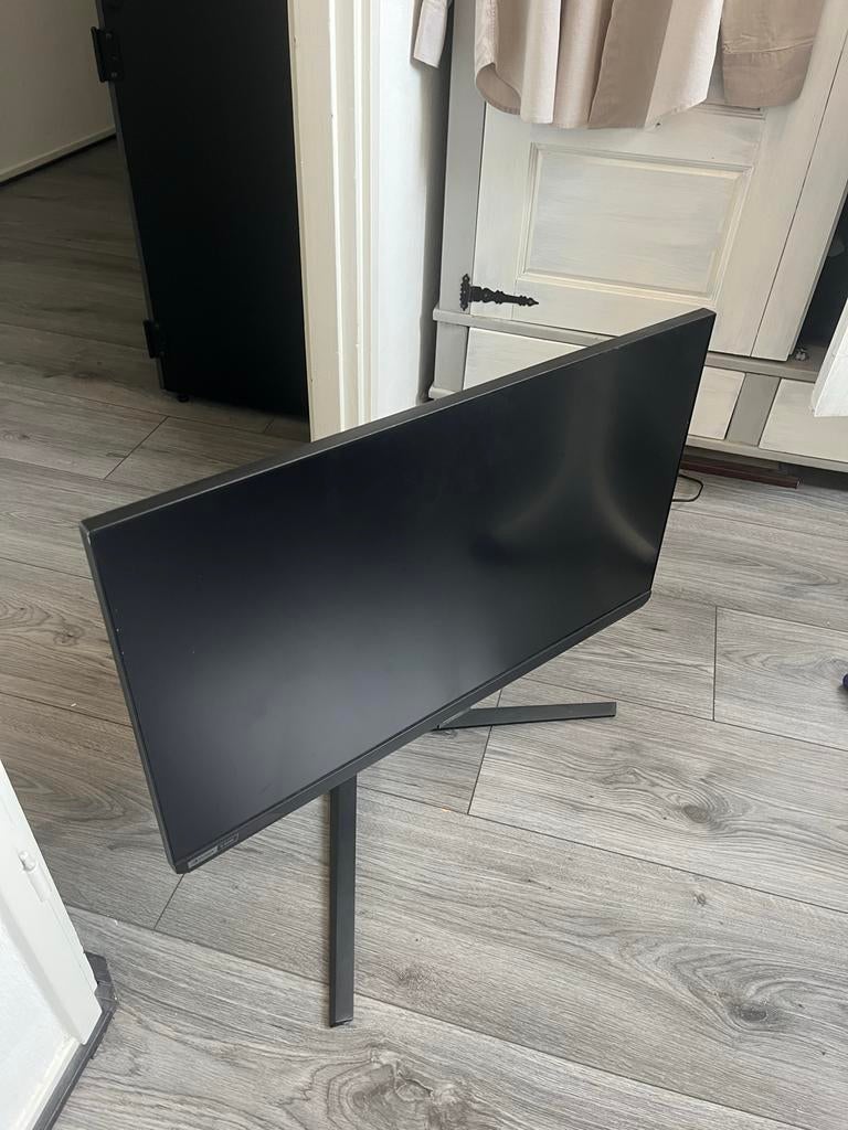 Samsung G7 Odyssey Gaming Monitor. Pixels kapot., Computers en Software, Monitoren, Gebruikt, IPS, 1 tot 2 ms, 201 Hz of meer