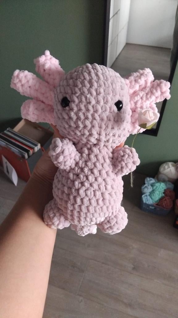 Handgemaakte knuffel axolotl, Kinderen en Baby's, Speelgoed | Knuffels en Pluche, Ophalen of Verzenden, Nieuw, Overige typen