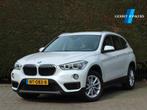 BMW X1 sDrive20i Executive | Headup display | Camera, Auto's, 1998 cc, Stof, Euro 6, Wit