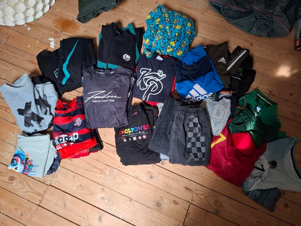 Groot jongens kledingpakket te koop!, Ophalen, Gebruikt