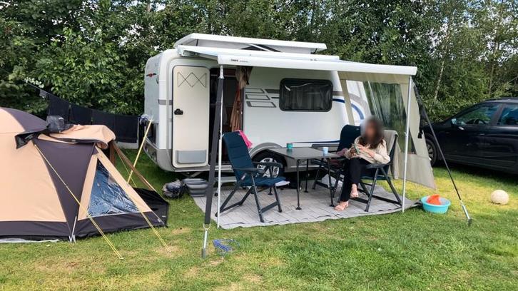 Eriba Feeling 230, Caravans en Kamperen, Caravans, Particulier, tot en met 2, 500 - 750 kg, Standaardzit, Eriba, Lengtebed, tot 4 meter