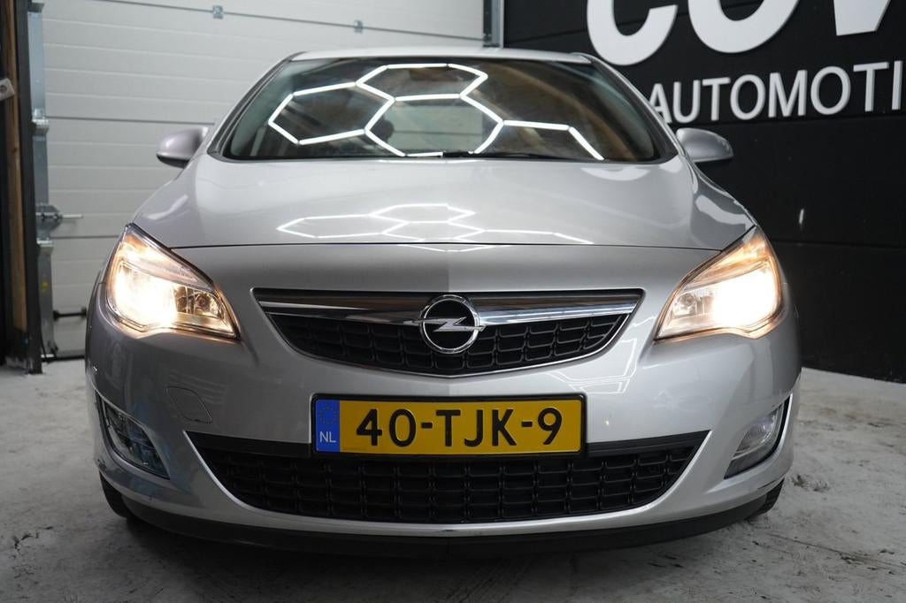 Opel Astra 1.4 Turbo Edition | CRUISE | AIRCO, Voorwielaandrijving, Euro 5, Stof, Gebruikt