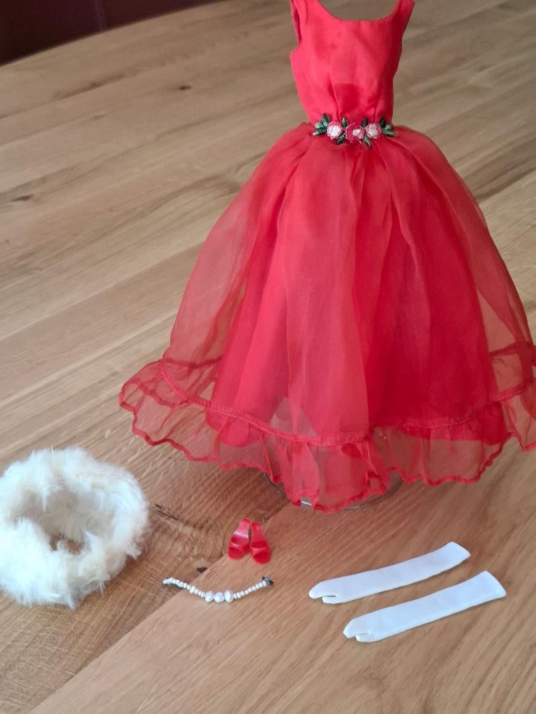 Barbie Junior Prom # 1614 * 1965, Ophalen of Verzenden, Zo goed als nieuw, Kleertjes