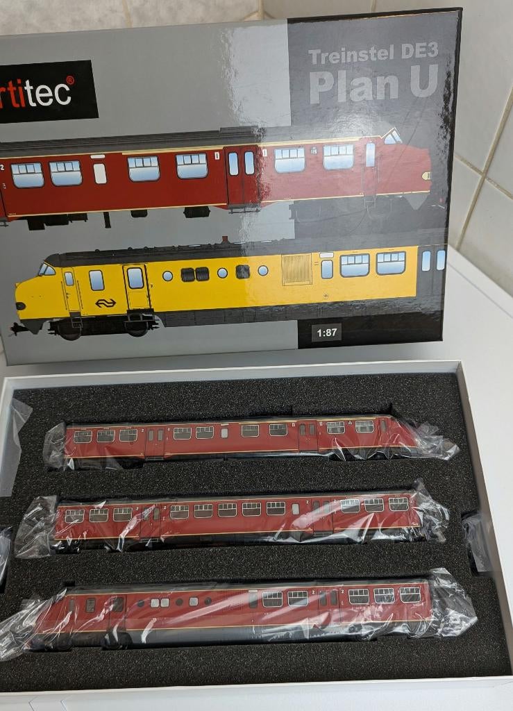 Artitec Plan U rood, oerversie ongebruikt. H0 OVP DC, Hobby en Vrije tijd, Modeltreinen | H0, Overige merken, Treinset, Gelijkstroom