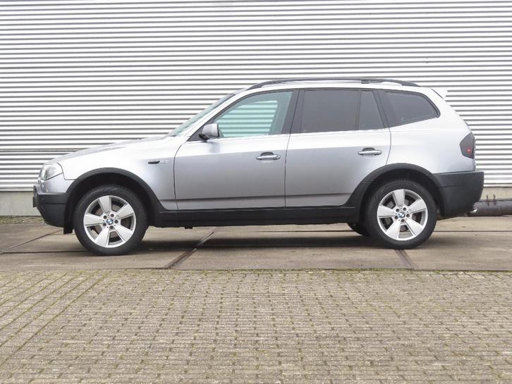 BMW X3 2.5 I AUT 2005 Grijs, Auto's, BMW, Particulier, X3, 4x4, ABS, Airbags, Airconditioning, Bluetooth, Boordcomputer, Centrale vergrendeling