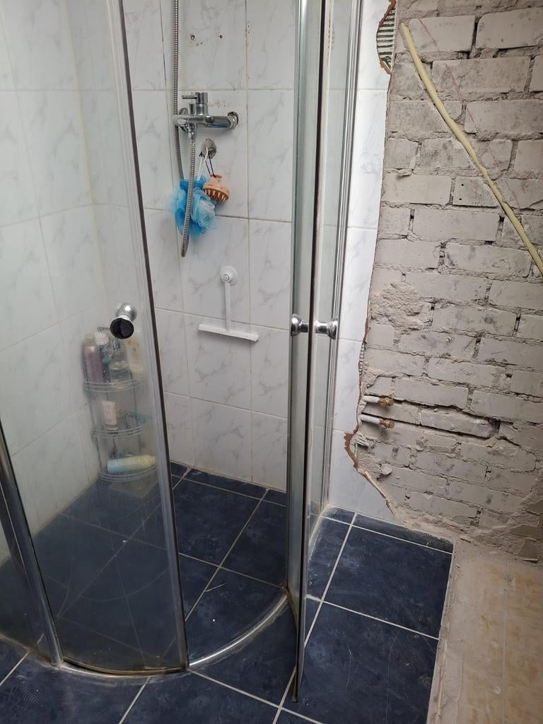 Gebruikte douchecabine 90 cm - Beschikbaar begin mei, Doe-het-zelf en Verbouw, Sanitair, Gebruikt, Douche, Chroom, Glas, Ophalen