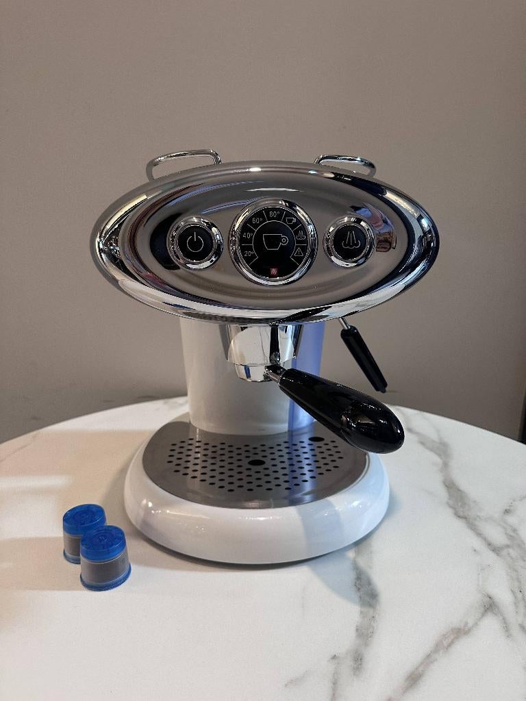 Koffiemachine Illy Francis Wit, Witgoed en Apparatuur, Koffiezetapparaten, Ophalen, Koffiepads en cups, Gebruikt, Koffiemachine