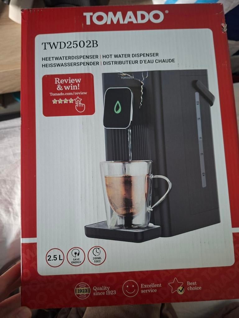 Tomado TWD2502B Heetwaterdispenser - Zwart, 2 liter of meer, Ophalen of Verzenden, Zo goed als nieuw