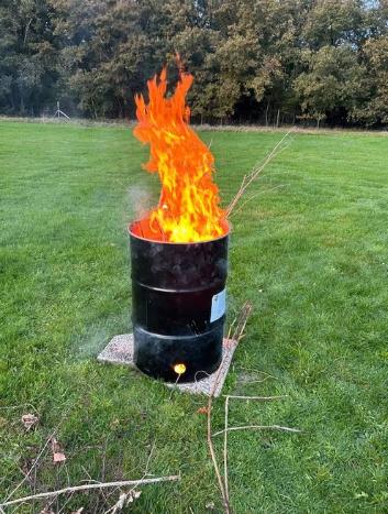 Meerdere olietonnen te koop, ideaal als brandton, Tuin en Terras, Ophalen, Nieuw, Vuurton