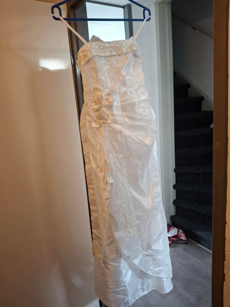 Nieuw witte galajurk maat 34, Ophalen of Verzenden, Nieuw, Wit