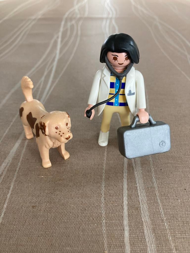 Playmobil dierenarts met hond., Ophalen of Verzenden, Zo goed als nieuw