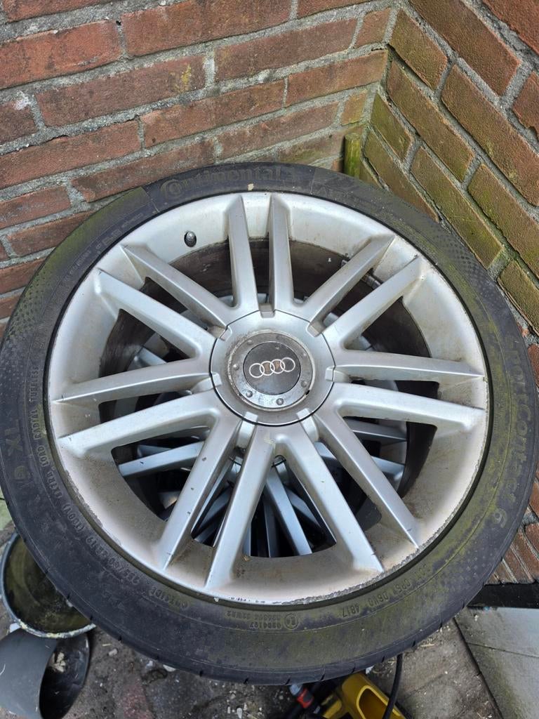 Audi A8 velgen + banden (3 stuks, mag ook per stuk weg), Gebruikt, 255 mm, Banden en Velgen, Personenwagen