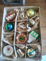 doos 25 bestaat uit 12 oude glazen kerstballen, Diversen, Kerst, Ophalen of Verzenden, Gebruikt