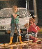 Retro reclame 1991 Postbank jongetjes wassen de auto, Verzamelen, Retro, Verzenden, Overige typen