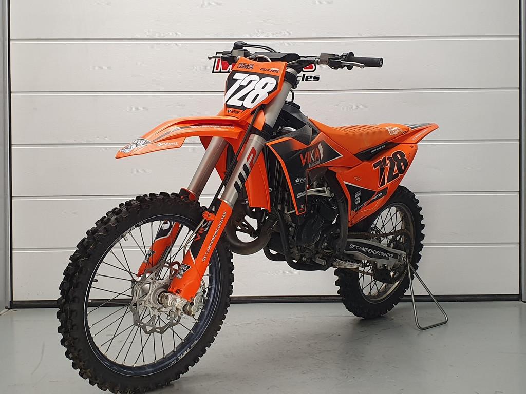 KTM 125 SX EFI (bj 2024), Motoren, Motoren | KTM, KTM, Bedrijf, Crossmotor, Sluisweg 20
6581 KA  Malden, NL