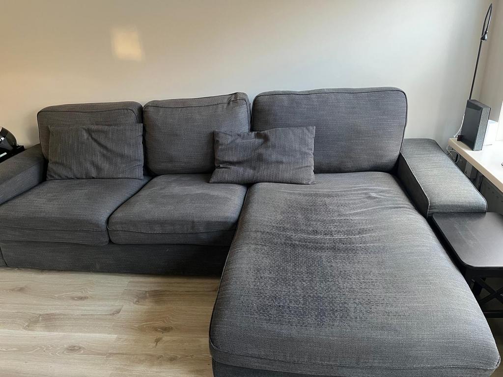 Grijze 3-zits Kivik bank met chaise longue, Huis en Inrichting, Banken | Sofa's en Chaises Longues, Ophalen, 250 tot 300 cm, Gebruikt