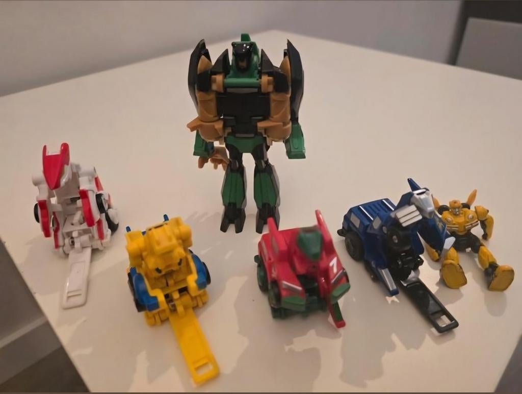 Transformers van metaal, Verzamelen, Transformers, Overige generaties, Ophalen of Verzenden, Zo goed als nieuw