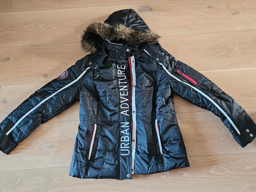 Nieuwe winterjas met rits en capuchon, maat 42 , Kleding | Dames, Jassen | Winter, Ophalen of Verzenden, Nieuw, Maat 42/44 (L)