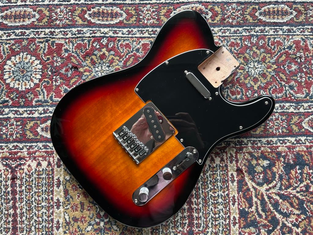 Squier Affinity Telecaster body 3-tone sunburst, Ophalen of Verzenden, Gebruikt, Elektrische gitaar