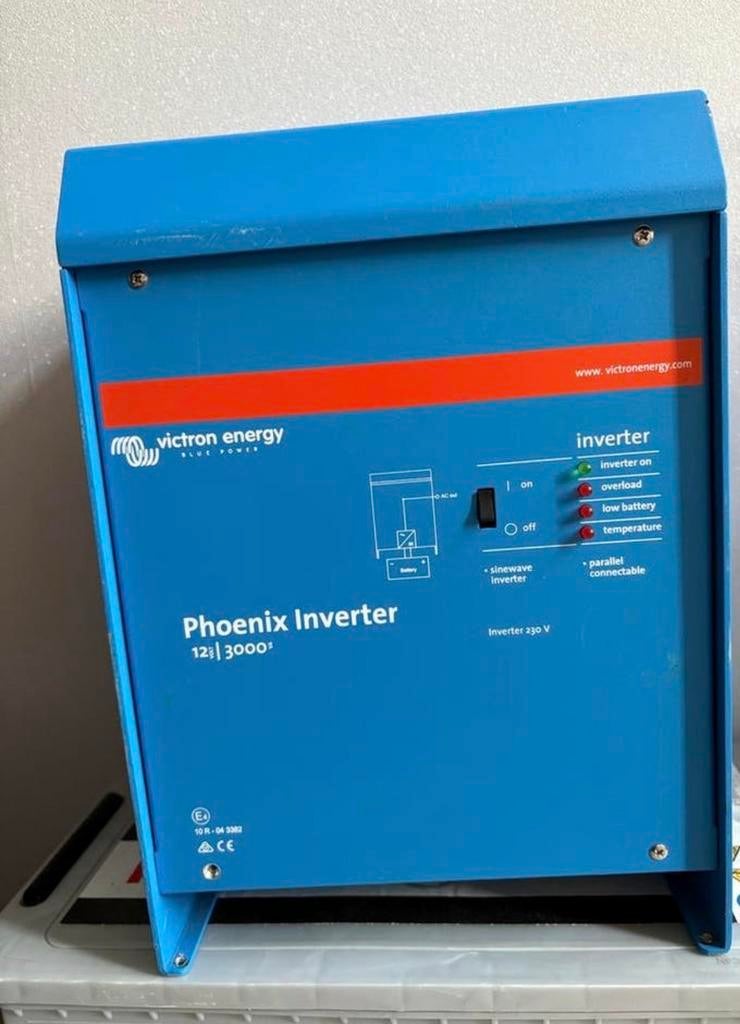 Victron Phoenix Inverter 12/3000 met Bosch accu, Ophalen of Verzenden, Gebruikt
