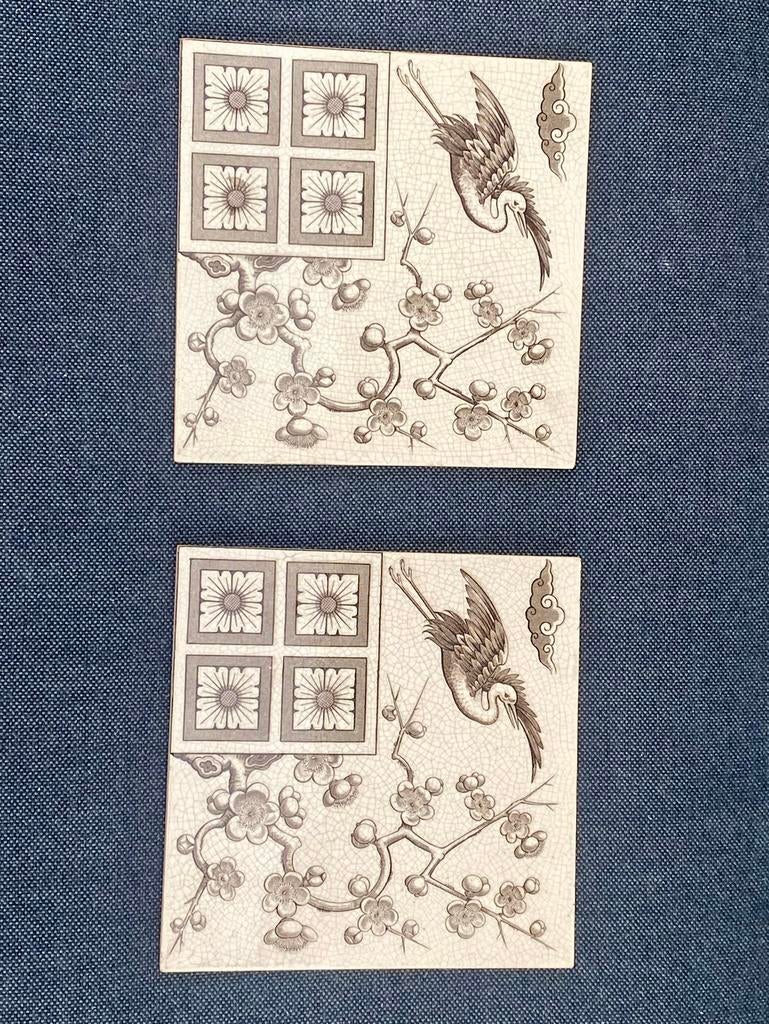 Set van 2 Prachtige Antieke Japanse Tegels – Kacho-ga, Antiek en Kunst, Antiek | Wandborden en Tegels, Ophalen of Verzenden