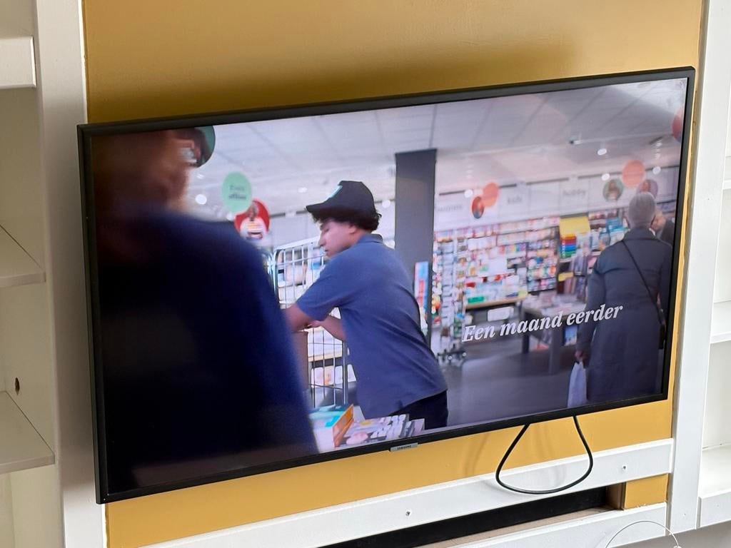 Samsung TV 41 inch (85 cm) met 180 graden draaibare muurbeug, Ophalen, Gebruikt, 80 tot 100 cm, Samsung