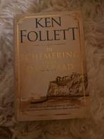 Ken Follett - De Schemering en de Dageraad, Boeken, Ophalen of Verzenden, Gelezen, Nederland