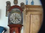 2 friese staart klokken en los uurwerk, Ophalen